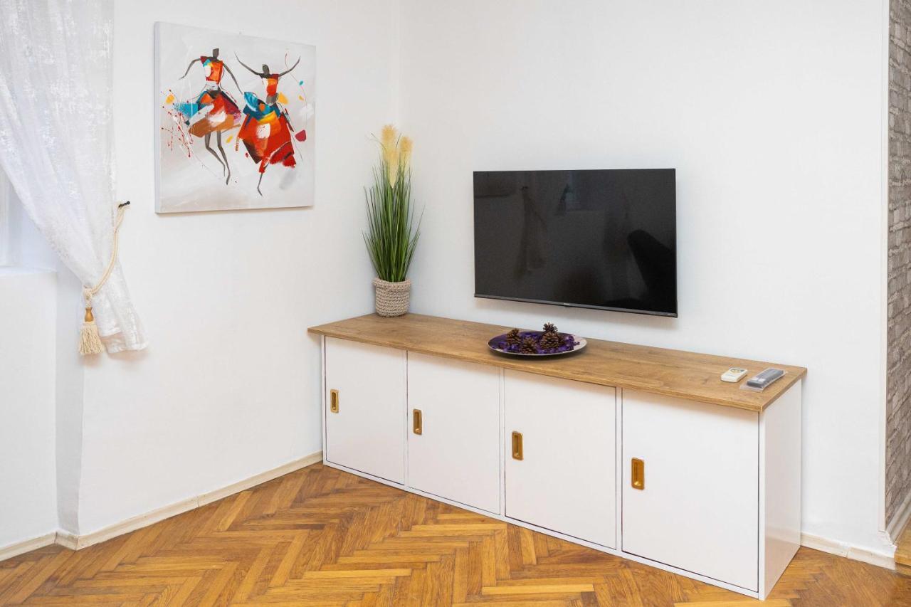 Daloro Suite Split Luaran gambar