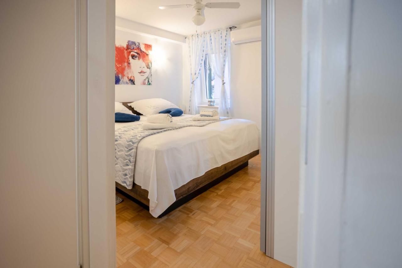 Daloro Suite Split Luaran gambar