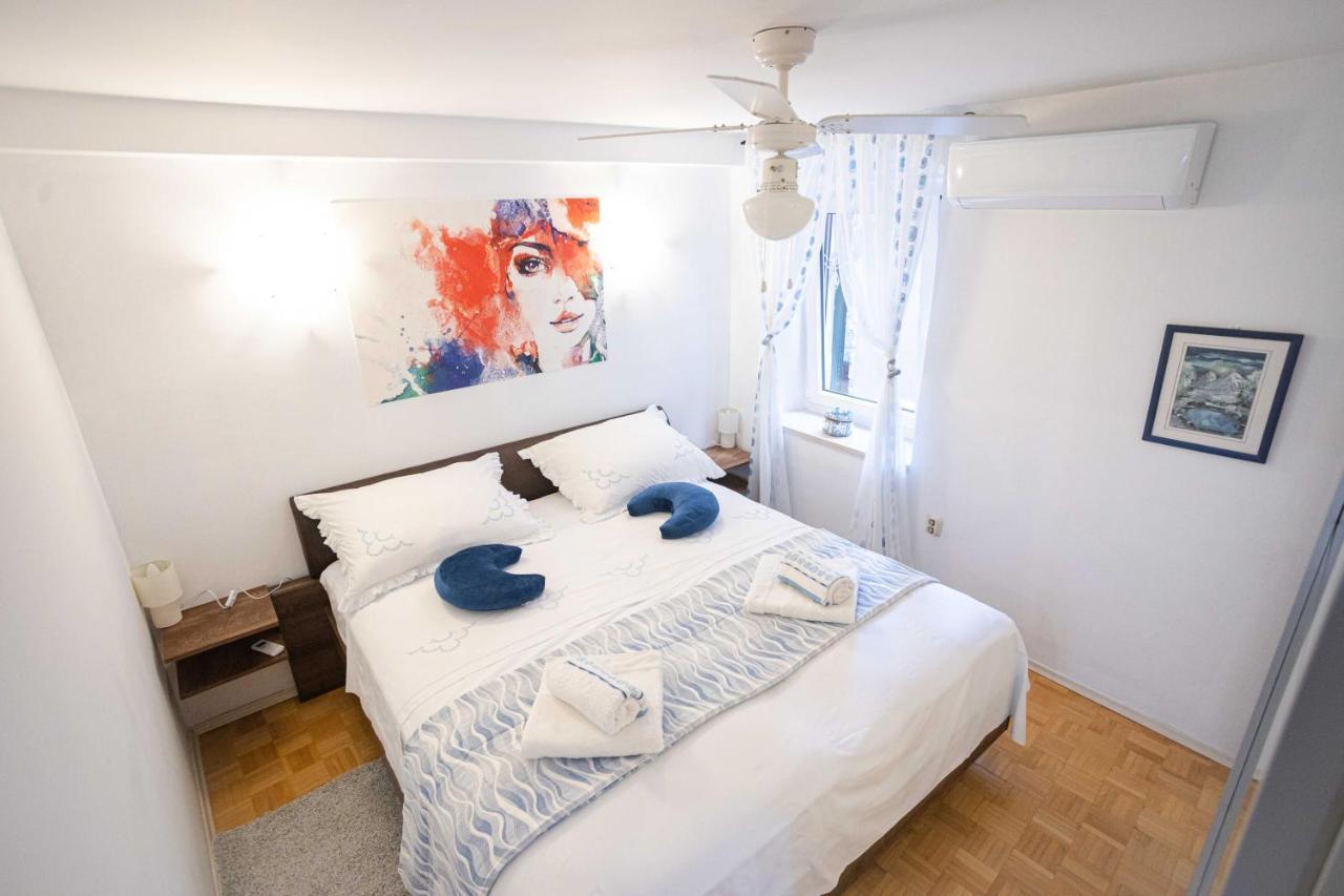 Daloro Suite Split Luaran gambar